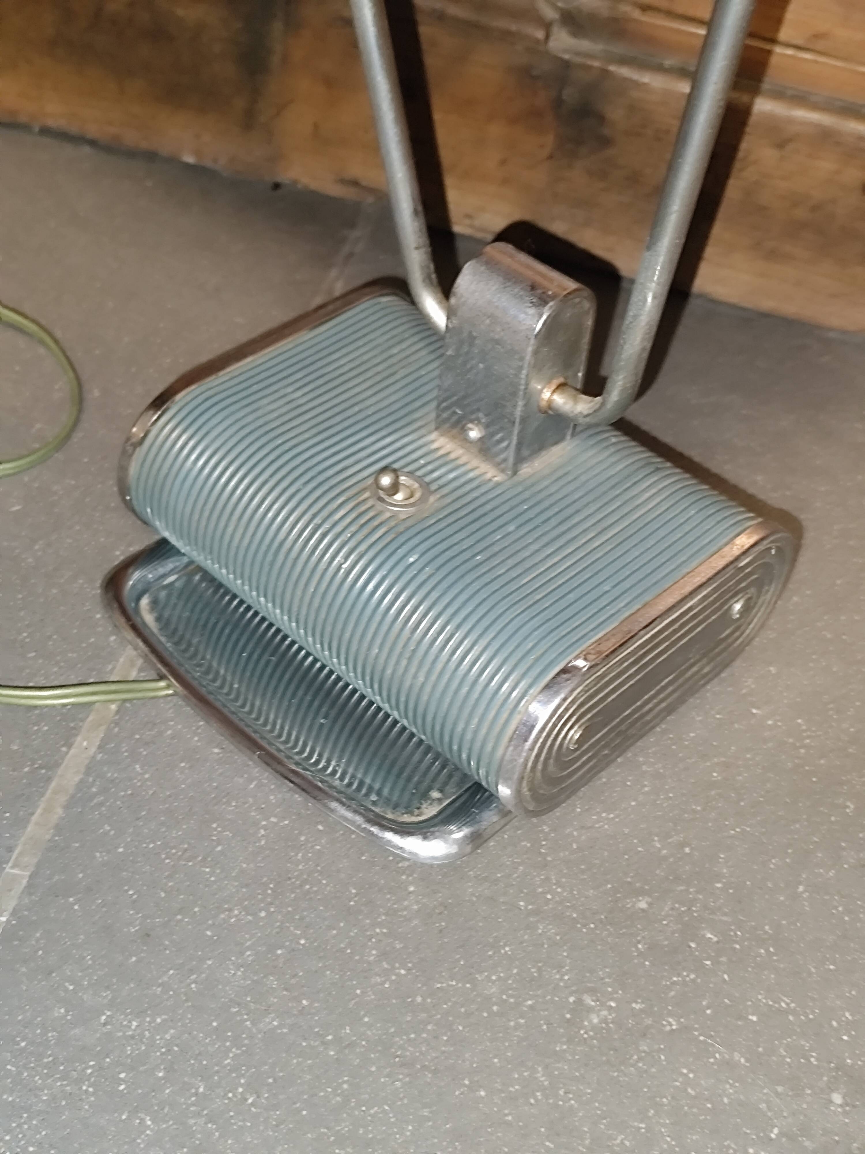 N71 desk lamp Eileen Gray for Jumo