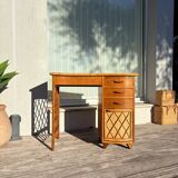 Vintage rattan hairdresser