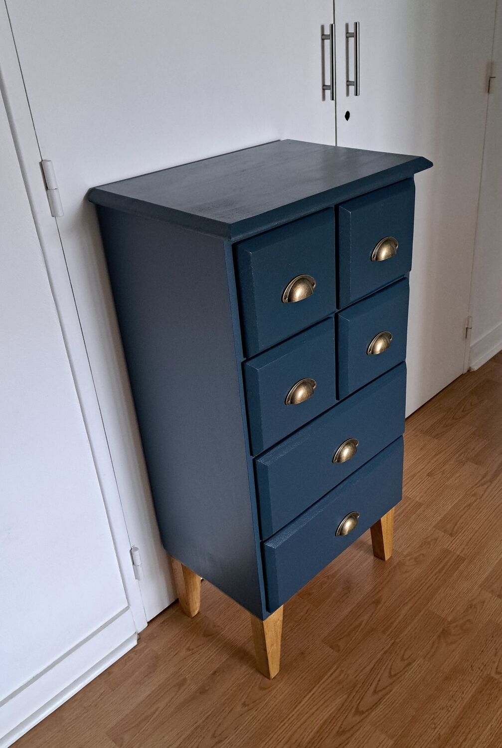 Rød Sødgren blue ganne chest of drawers