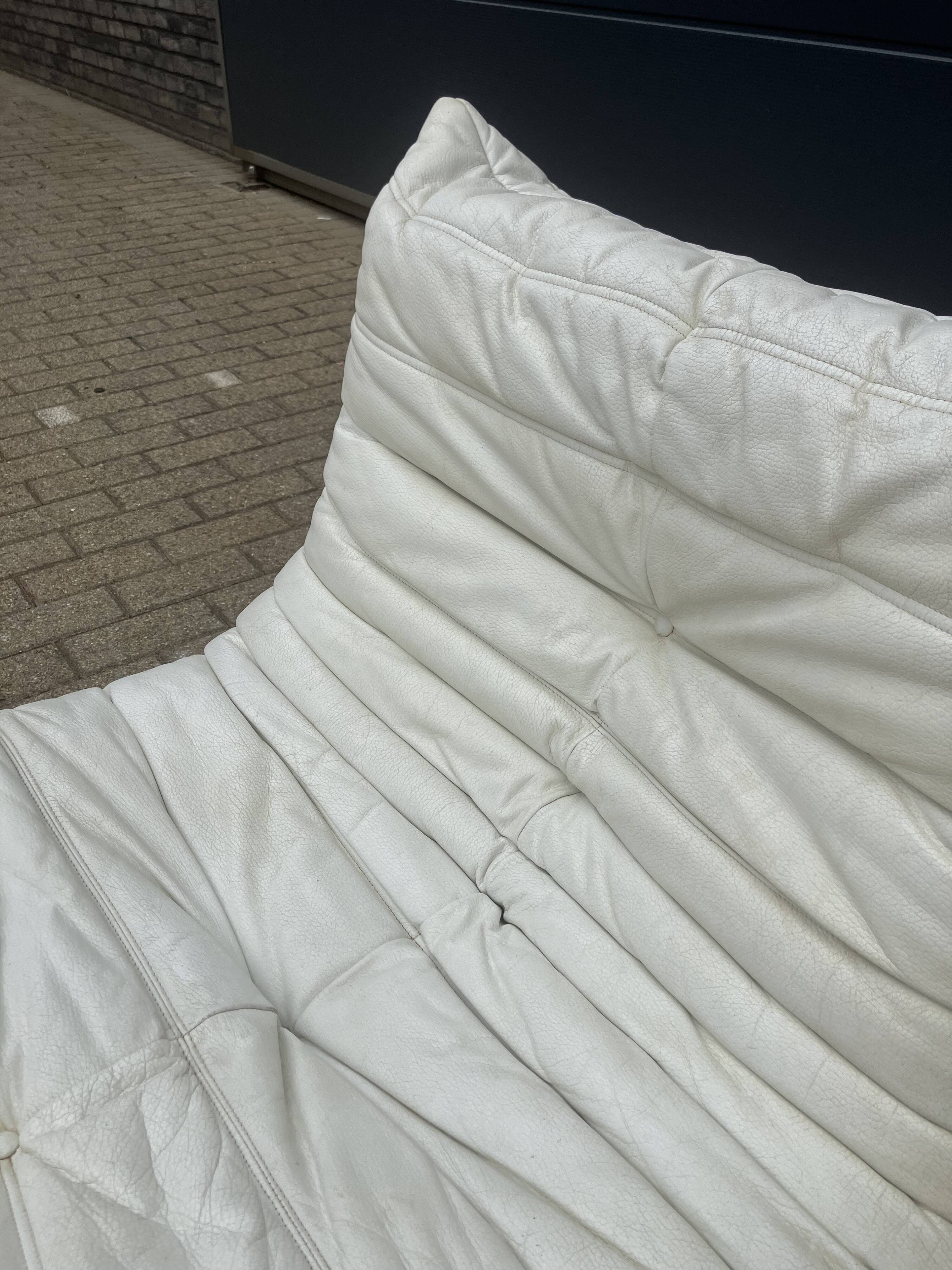 100% authentic Ligne Roset Togo 1-seater light beige leather '87