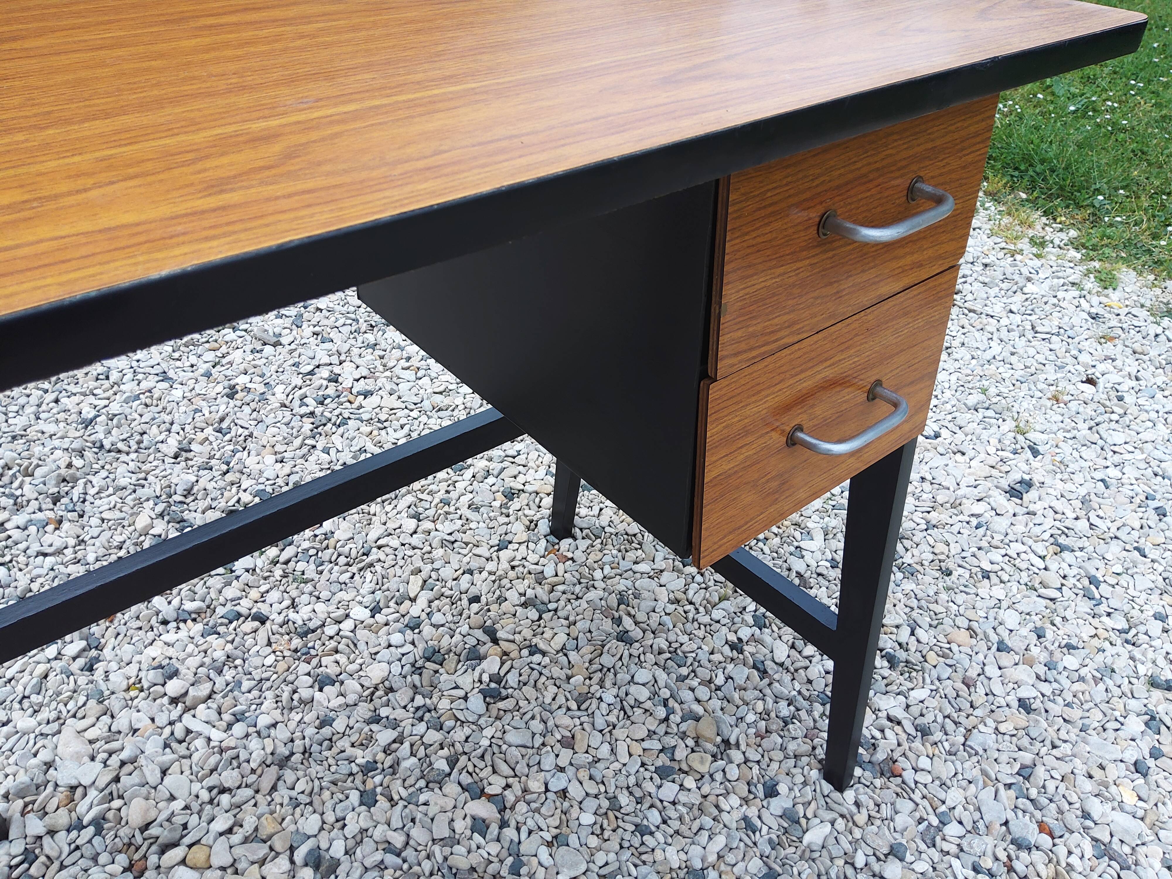 Desk with compass legs