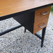 Compass leg desk
