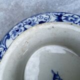 Plate with peedouche Creil & Montereau model Flora liseron