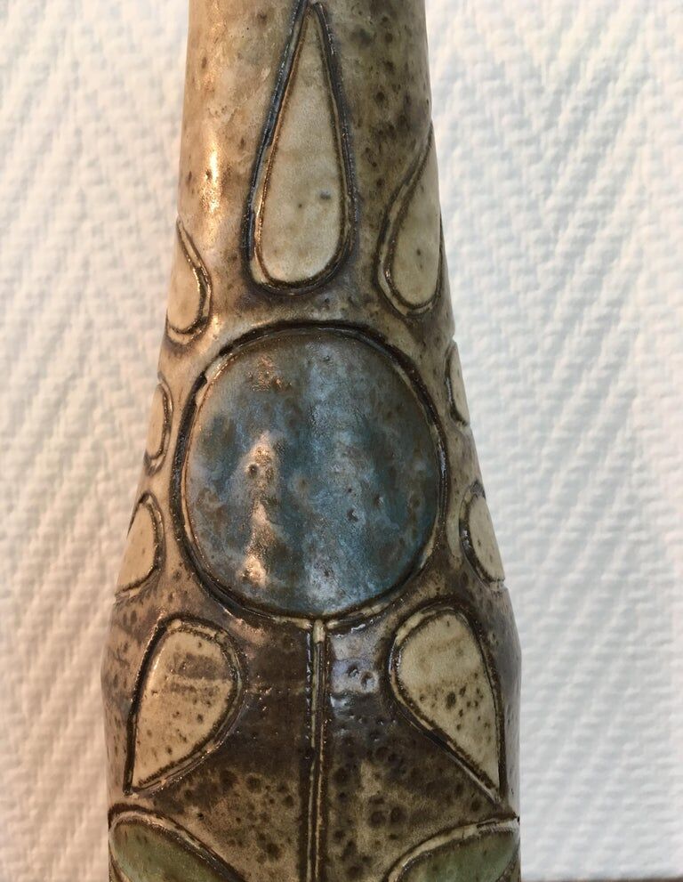 Ceramic vase by Hannie Mein, Sunflower look from the 20th century, stamped