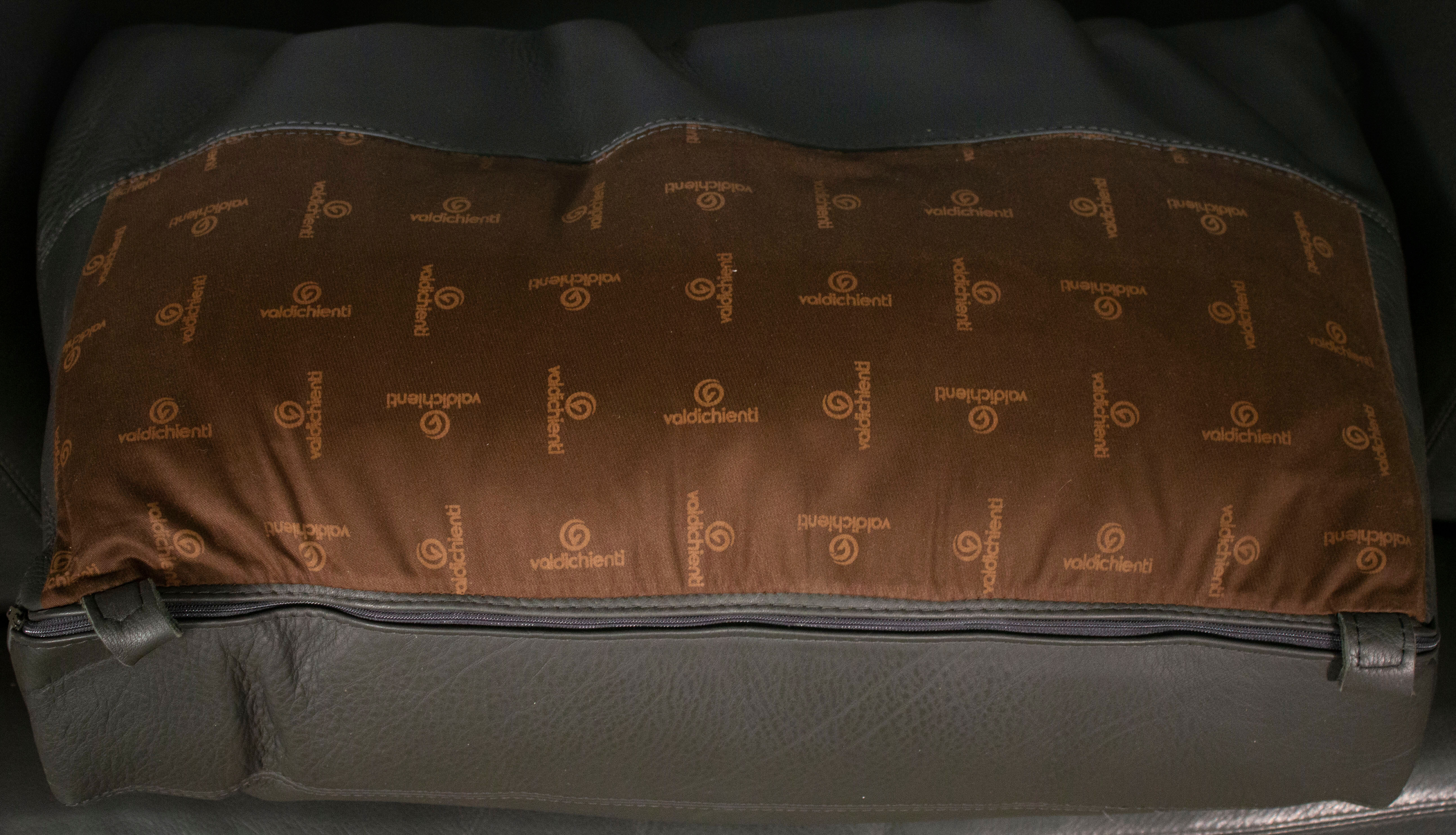 armchair, fior di pelle