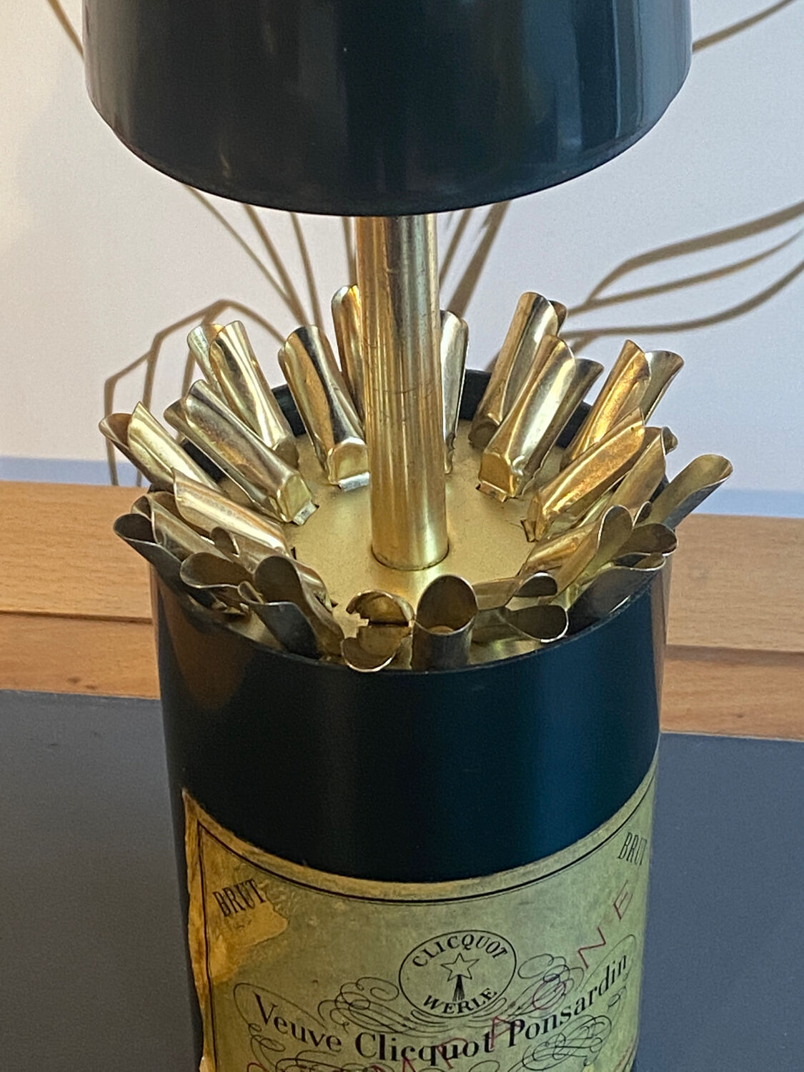 Bottle-shaped music cigarette dispenser