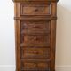Commode ancienne en bois à tiroirs