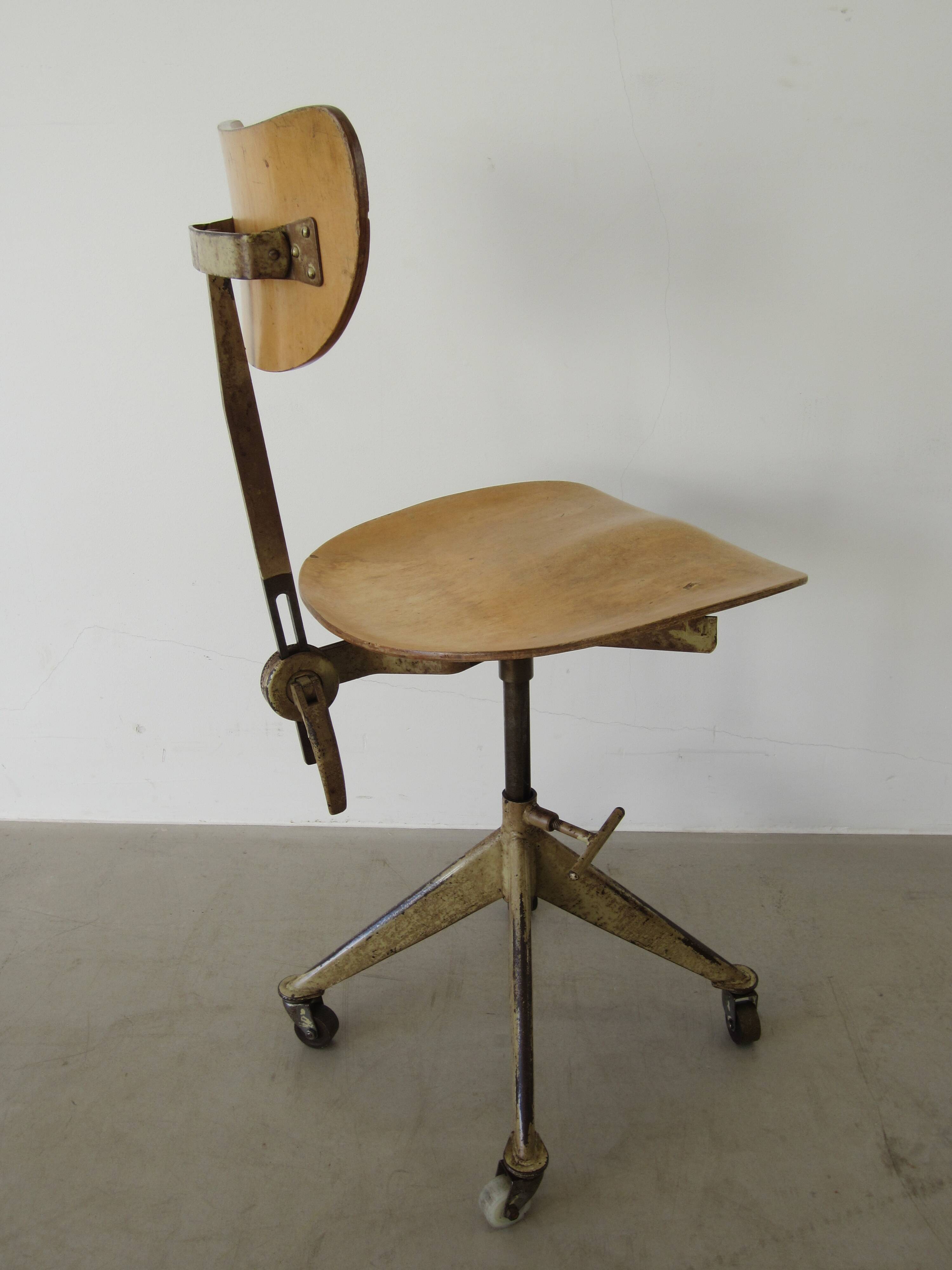 Chaise industrielle scandinave Odelberg & Olson, années 1940