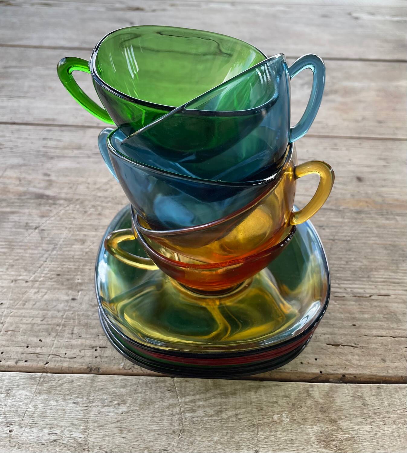 5 vintage french/vereco coffee cups