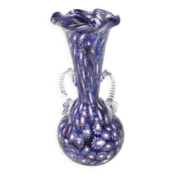 Vase en verre de Murano bleu attribué à Fratelli Toso avec des murrines, Italie