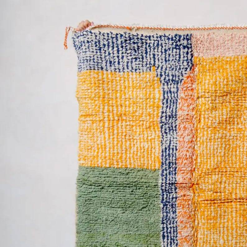 Moroccan Berber rug 270cm x 150cm