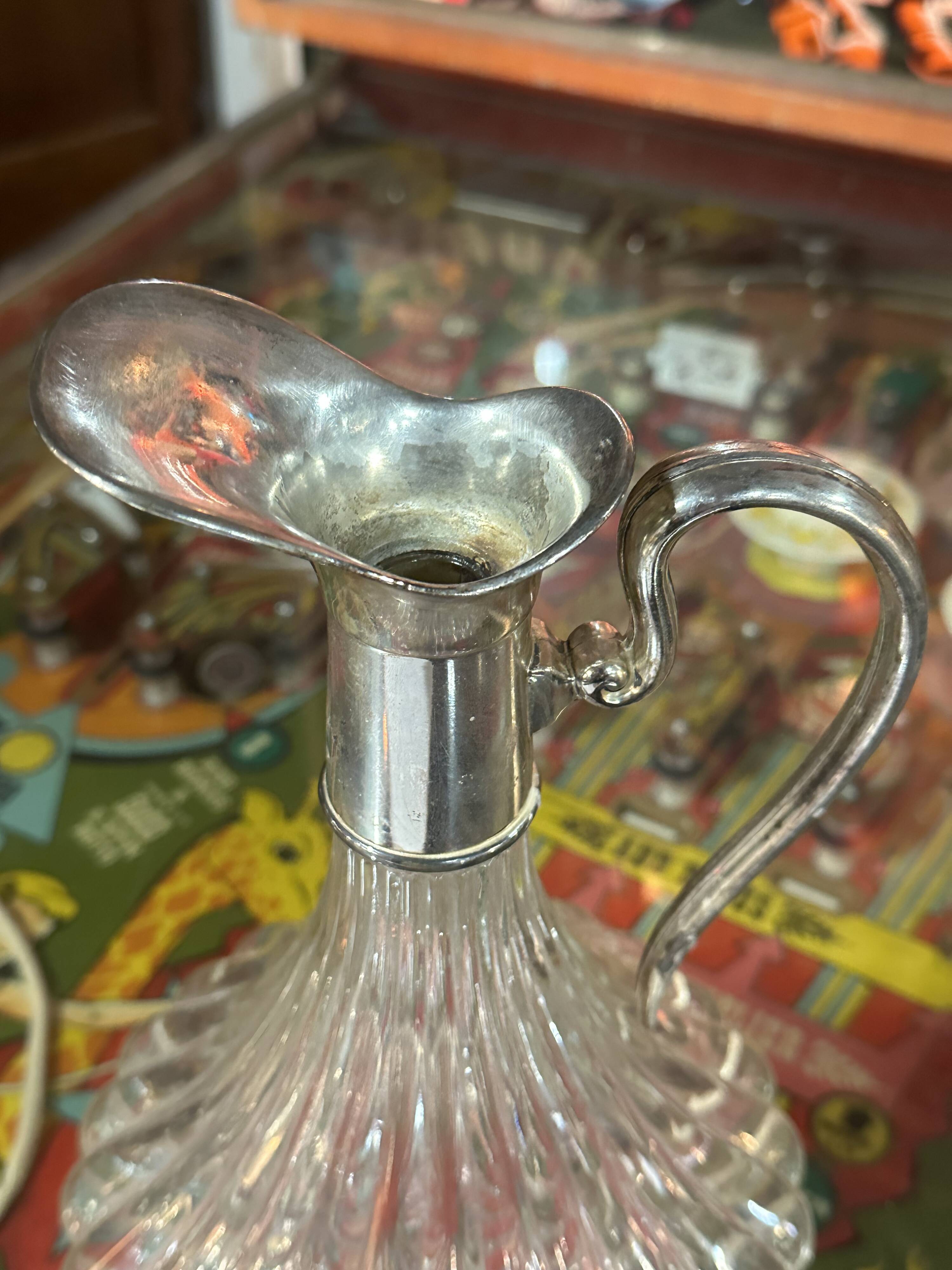 Décanteur métal argenté