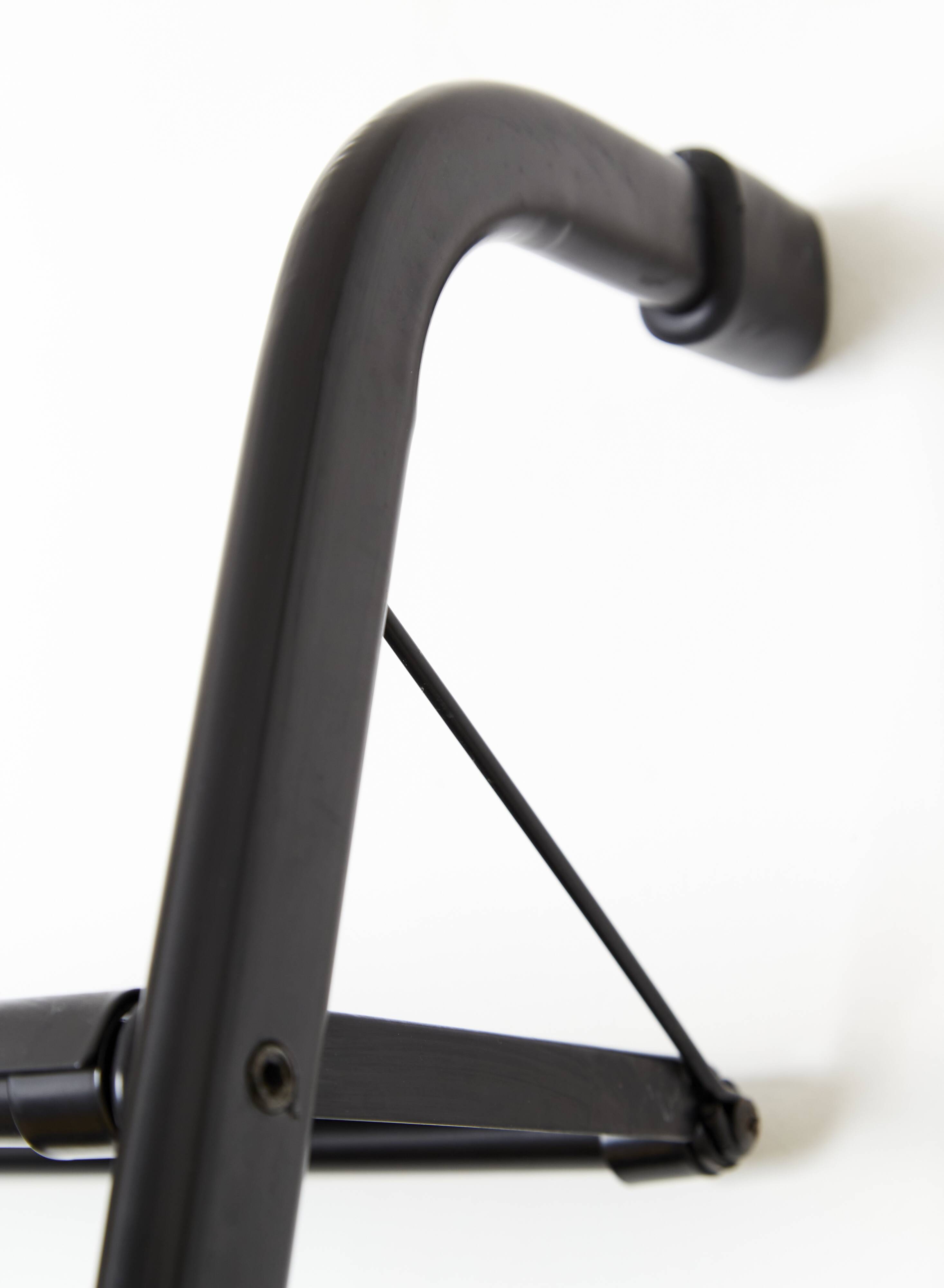 Etagère postmoderne dans le style de Philippe Starck