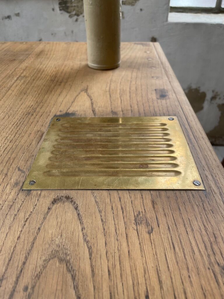 Early 20th century oak trade counter