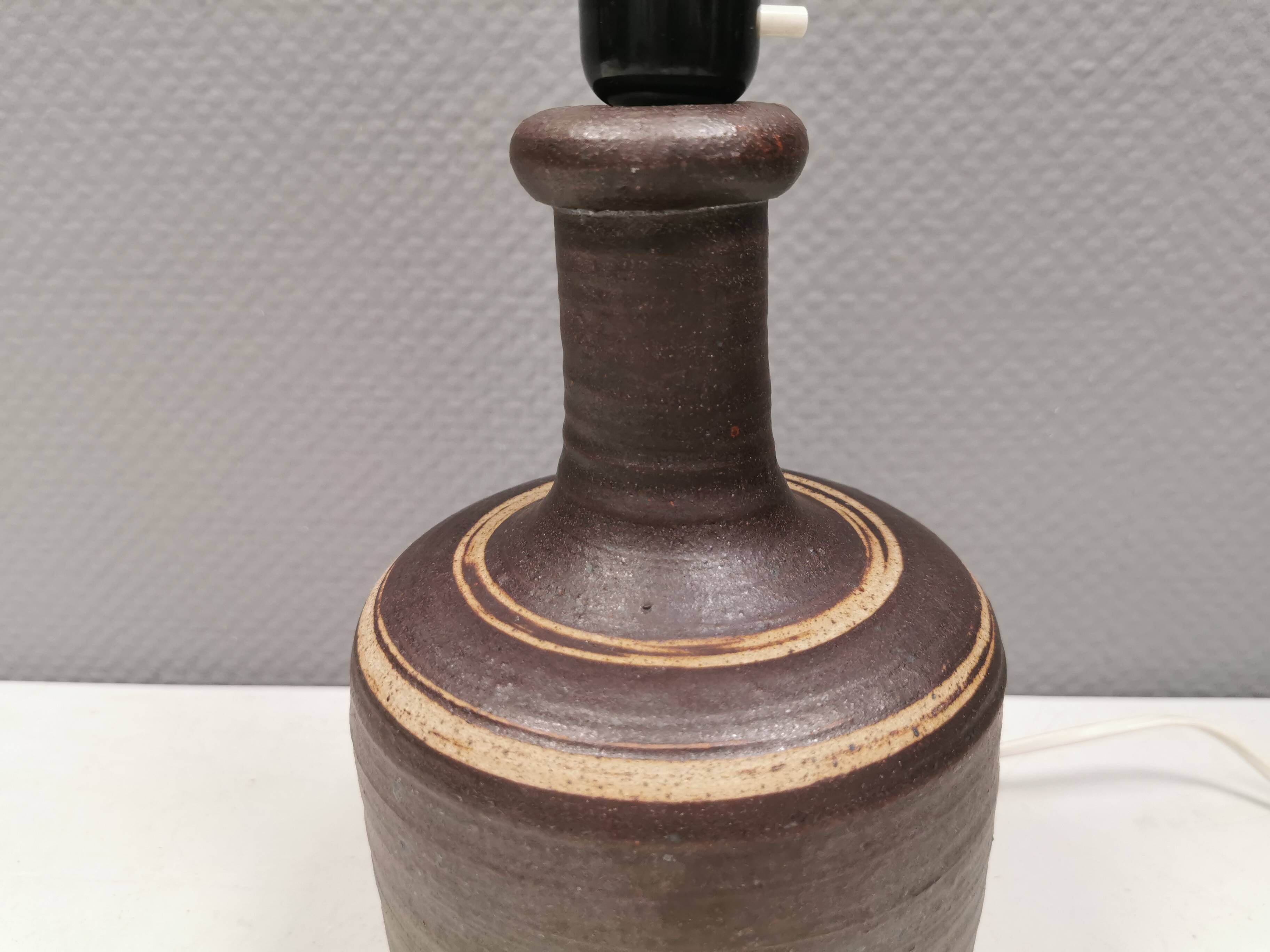 Beautiful Tue Poulsen table lamp in ceramic. Denmark 1970-80s.