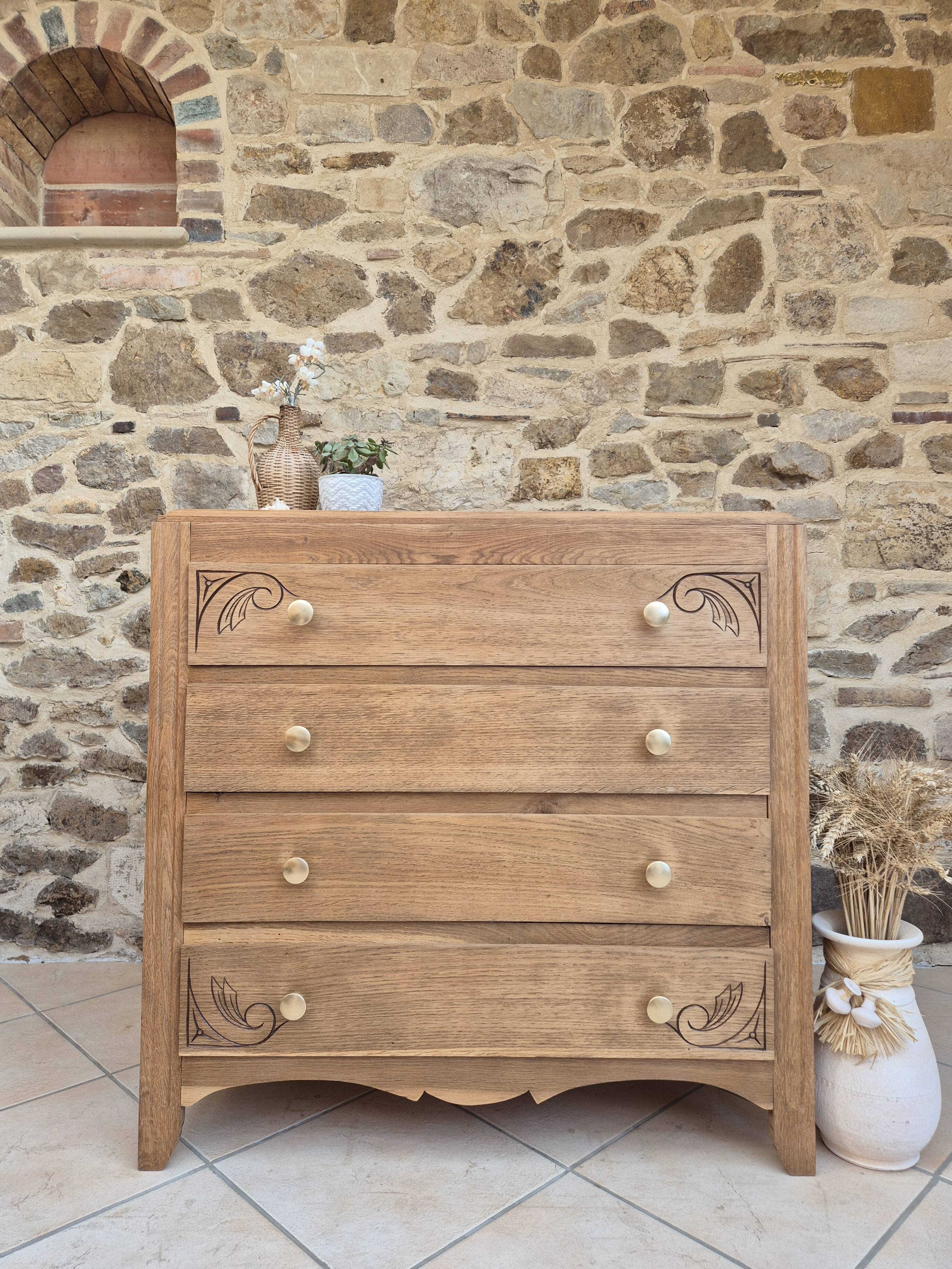 Art Deco chest of drawers