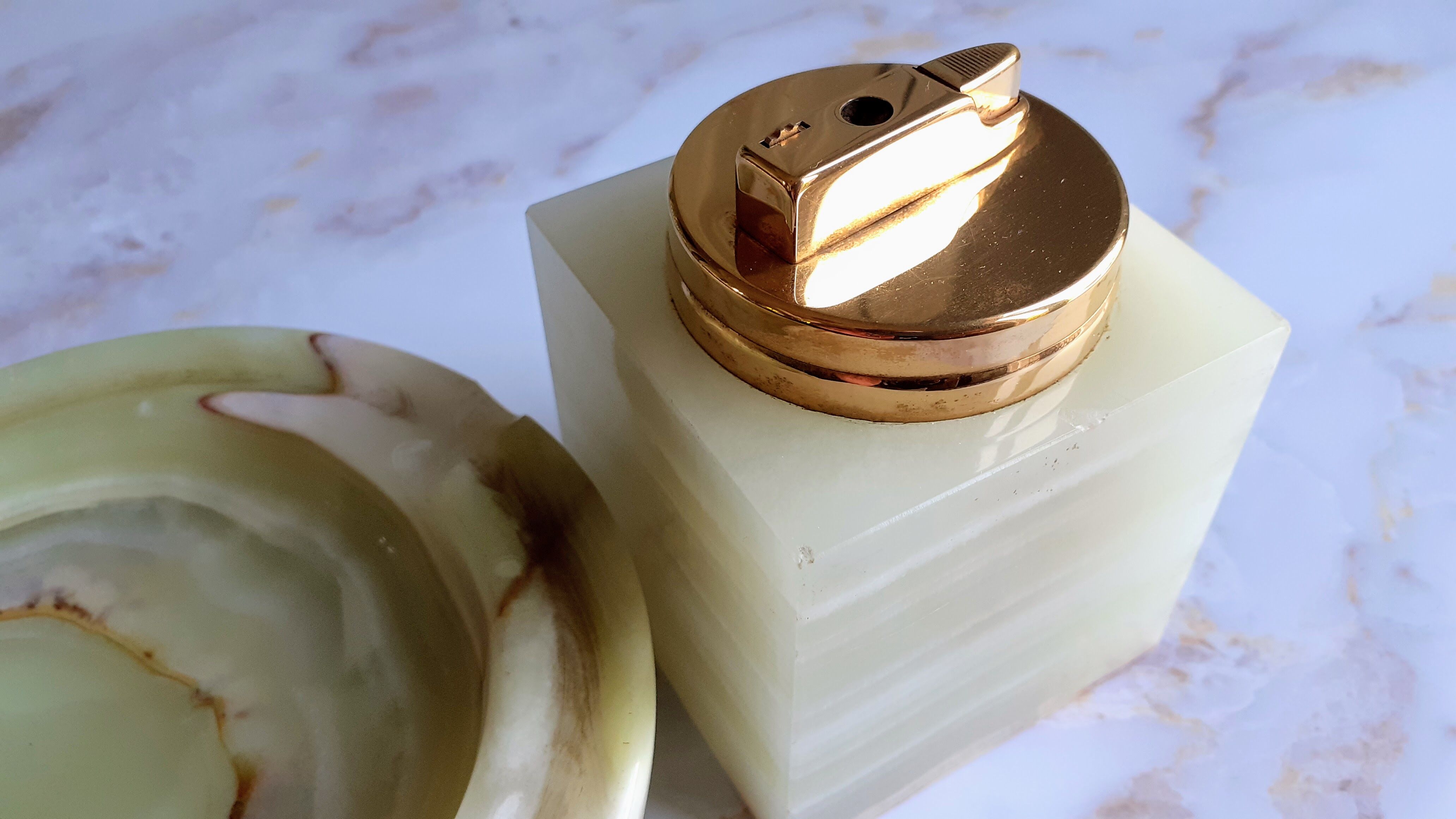 1960-70 onyx ashtray and table lighter set