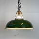 Suspension industrielle en émail vert de Coolicon, années 1950