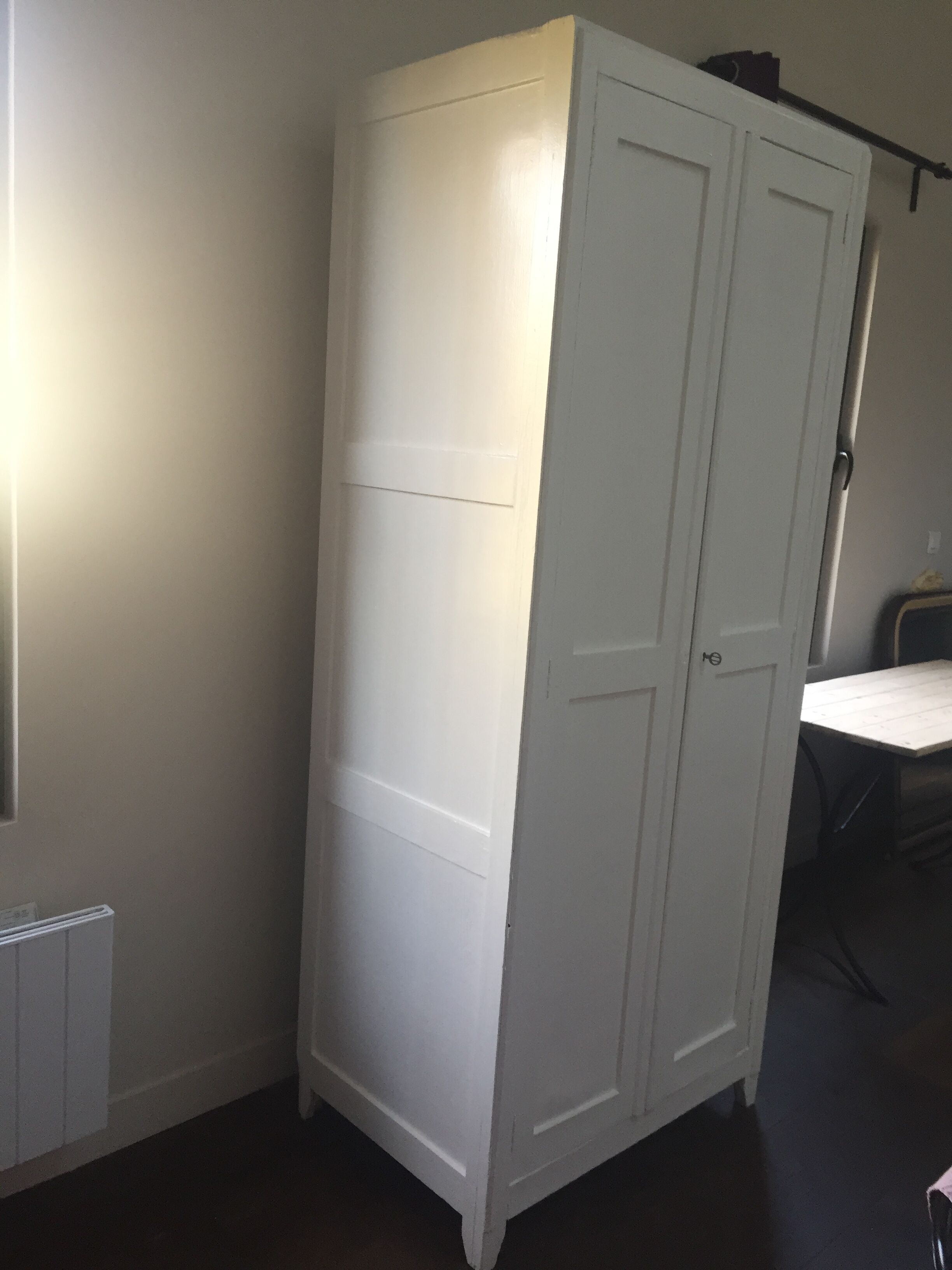 Paris wardrobe white