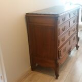 Dresser in-between