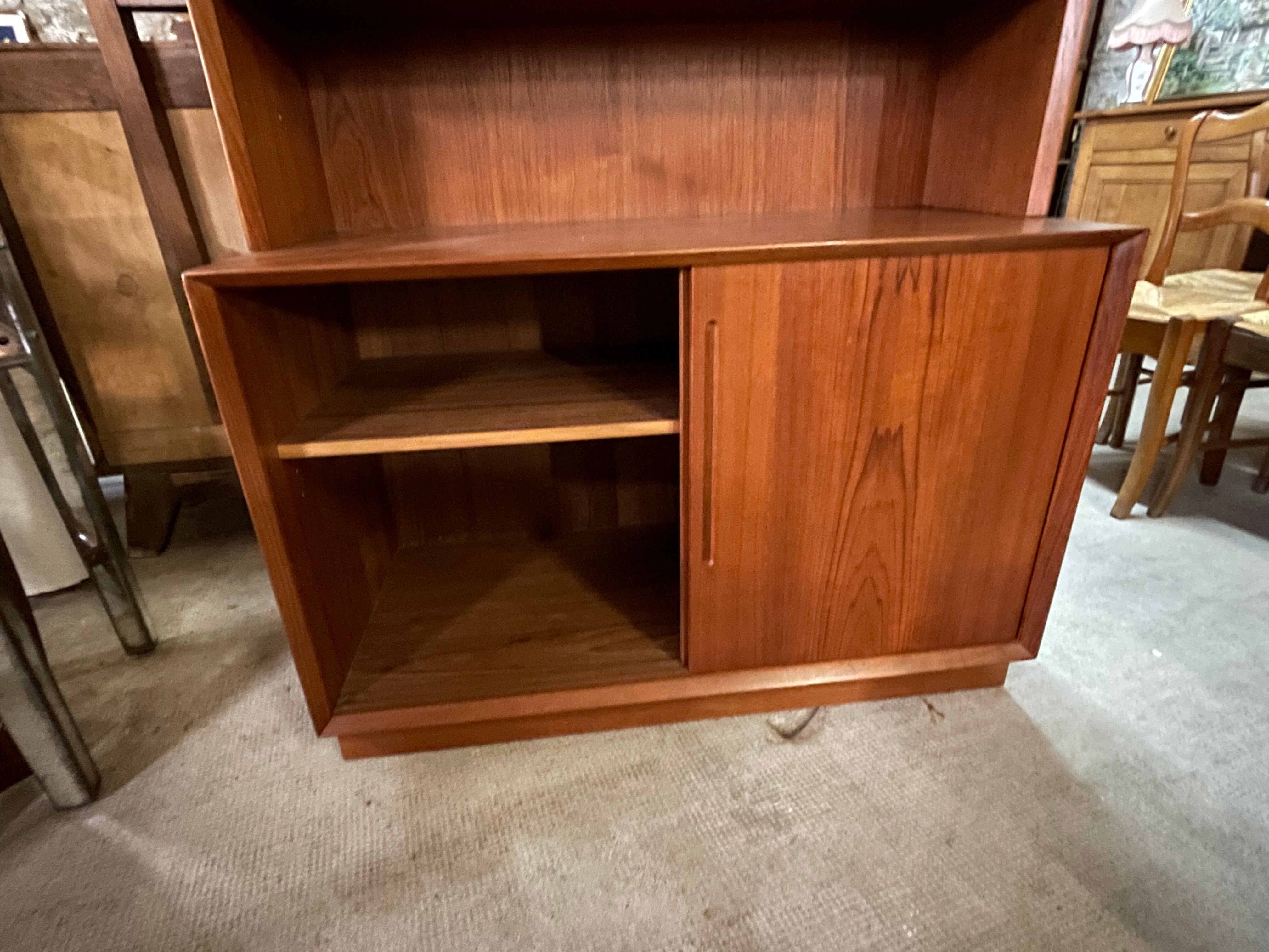 Scandinavian bookcase