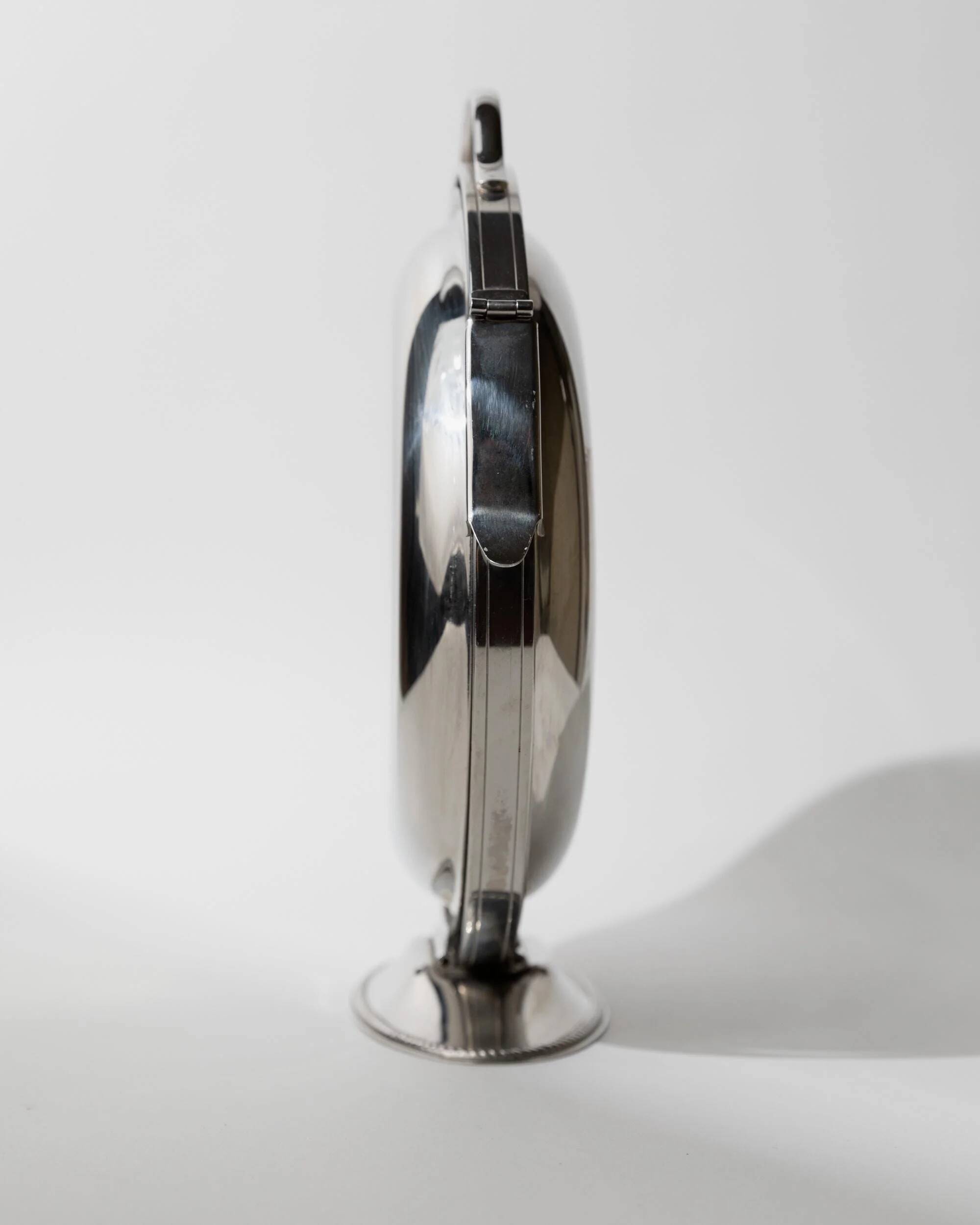 Plateau de service pliant vintage des années 1960, 3 assiettes gravées en acier inoxydable, design Carlo Alessi, série Mercury 898