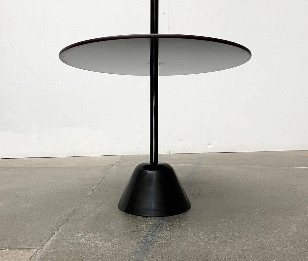 Postmodern vintage side table model Servomuto by Achille Castiglioni for Zanotta, 1970s.