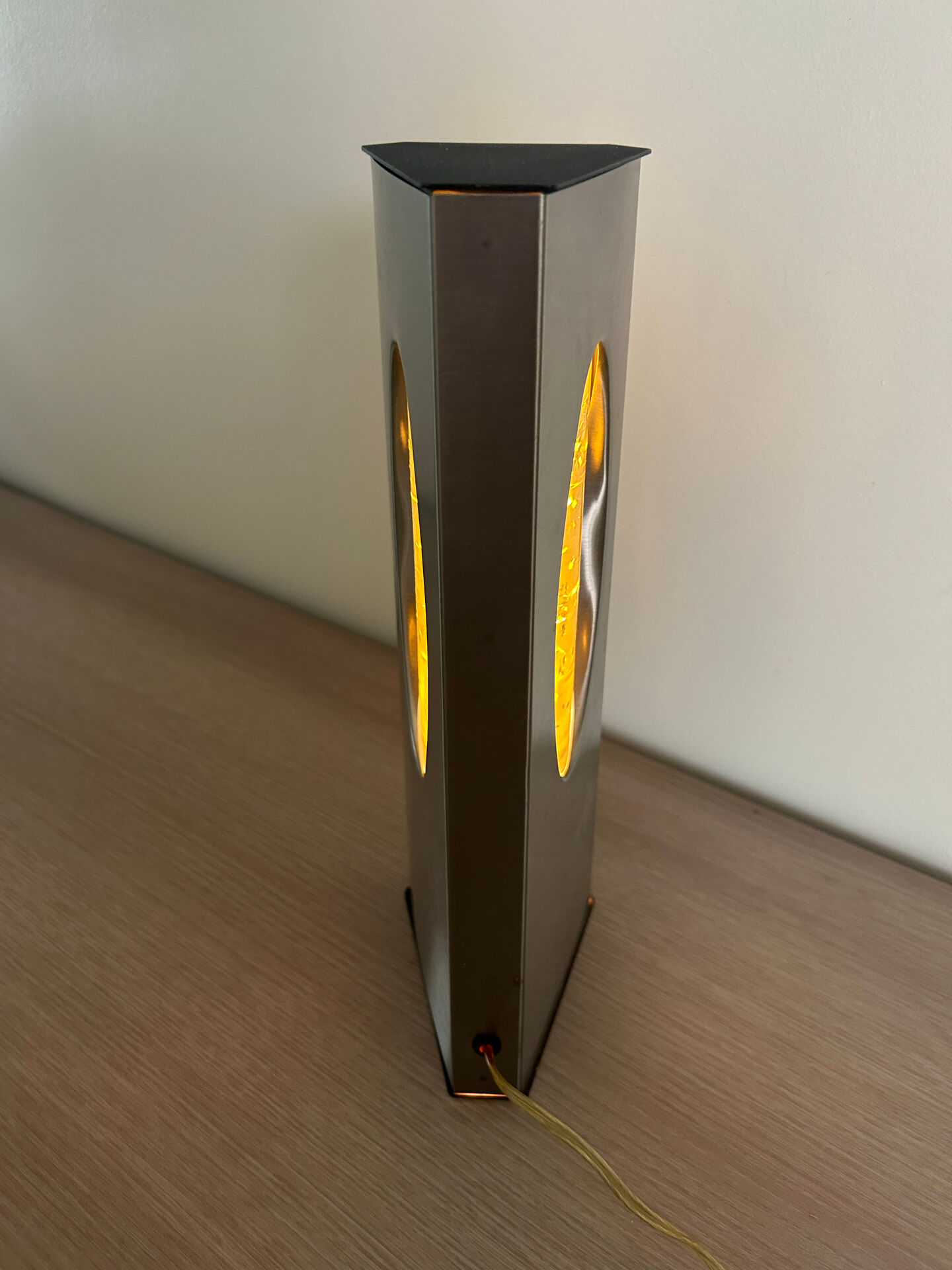 Vintage Space Age glitter lamp brushed aluminium year