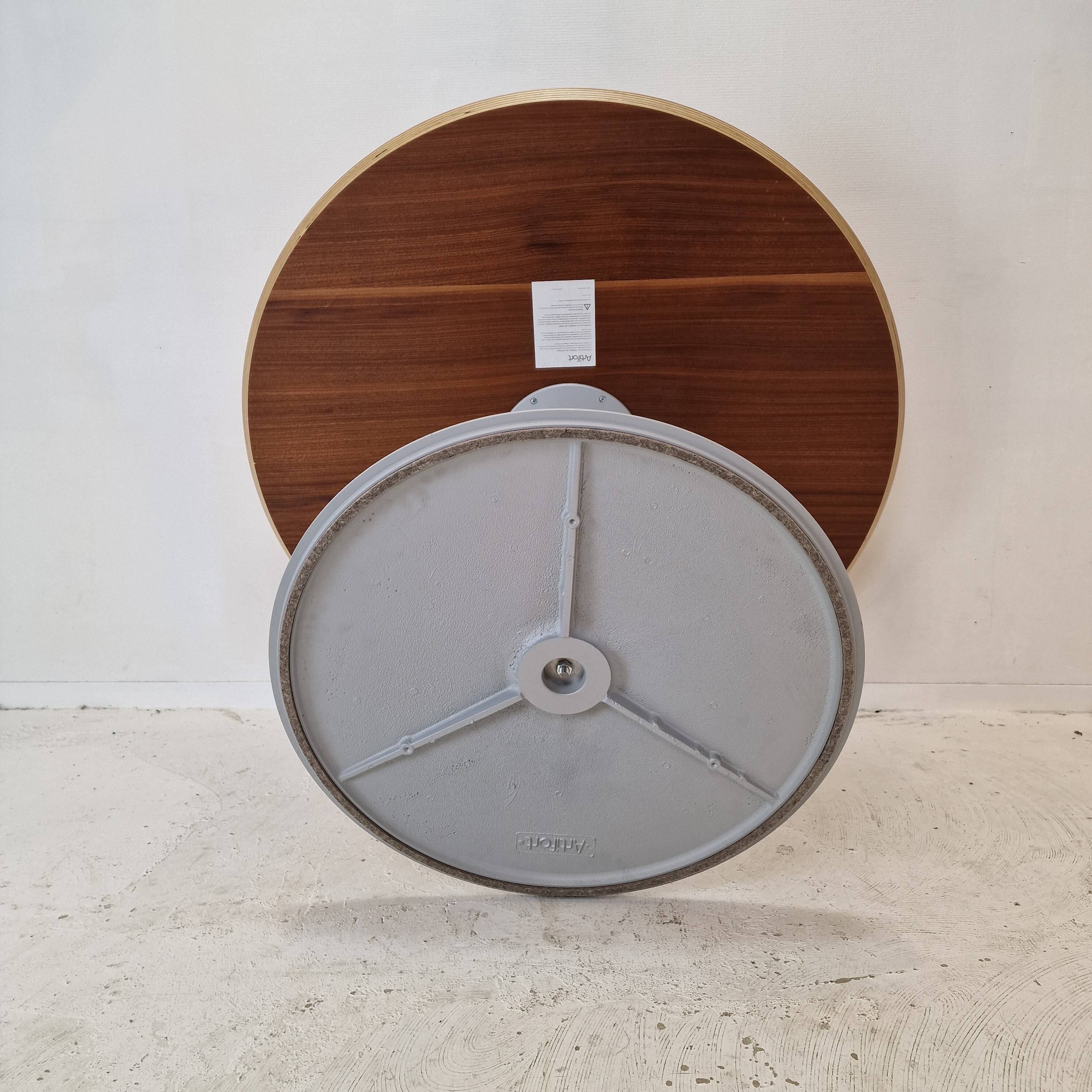 Round Dining Table by Pierre Paulin for Artifort