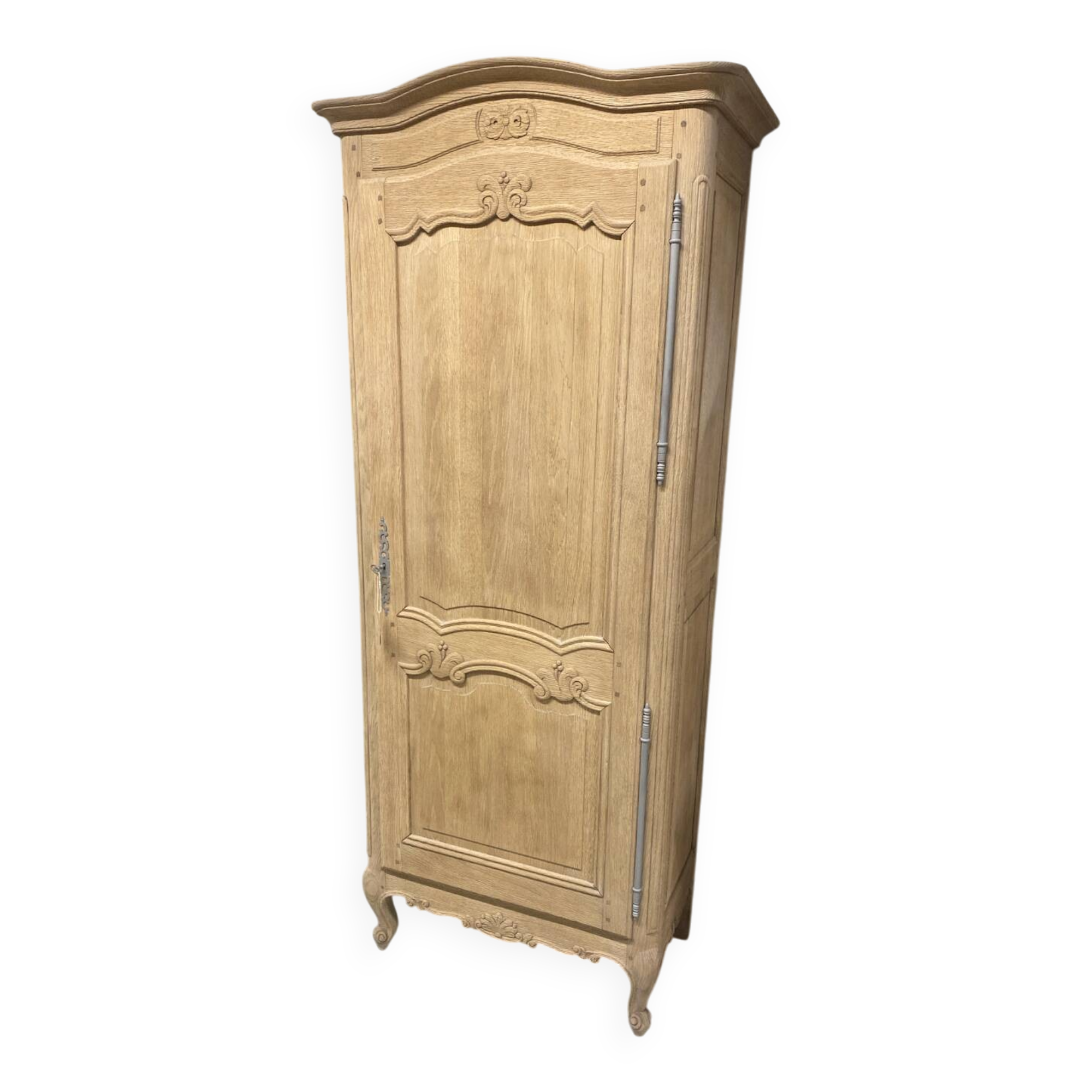 Louis XV bonnetiere in raw wood