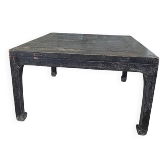 Asian coffee table from the late 18th century.