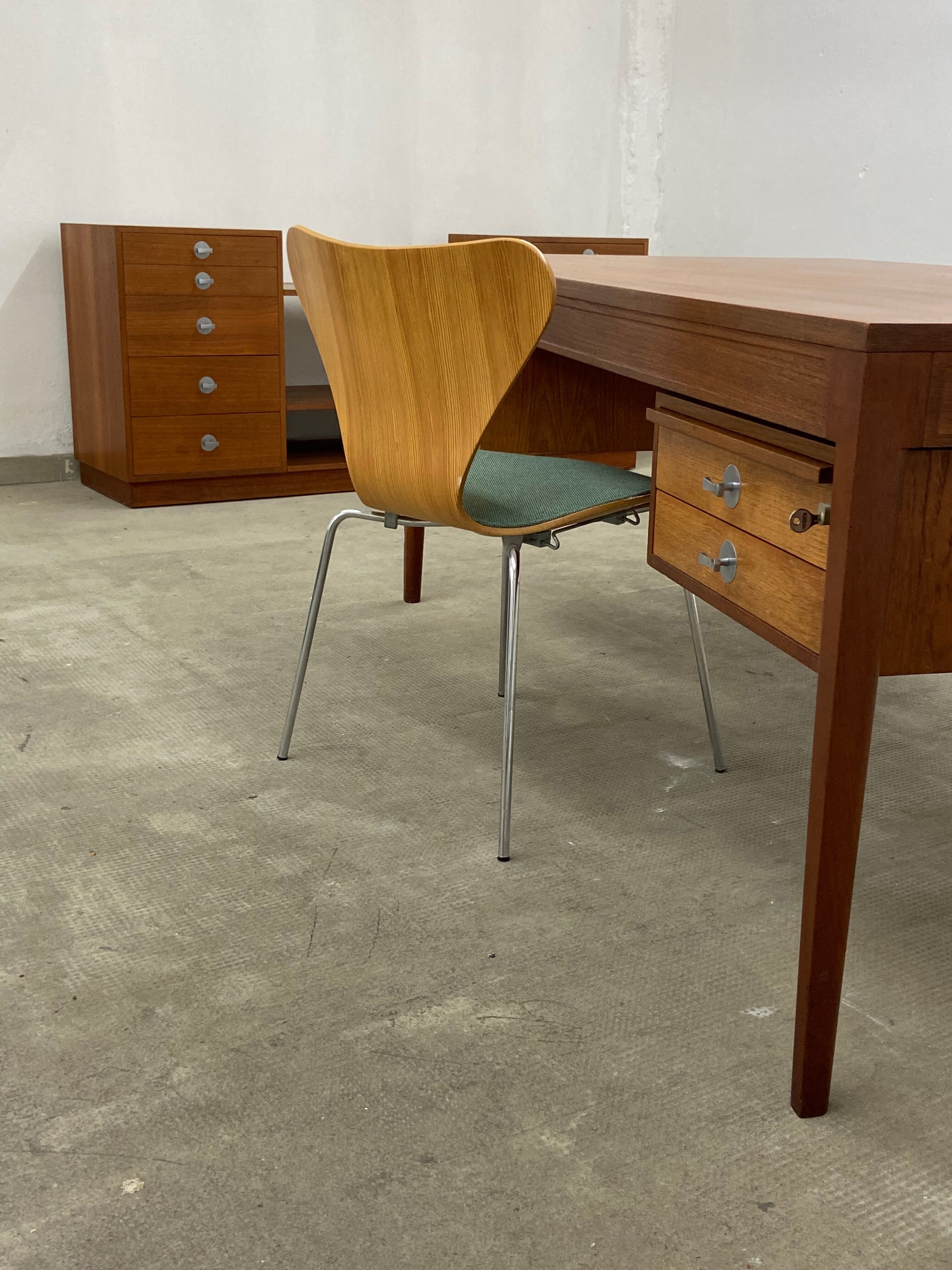 Set of Diplomat writing desk and sideboard by Finn Juhl for France & Søn, 1950s