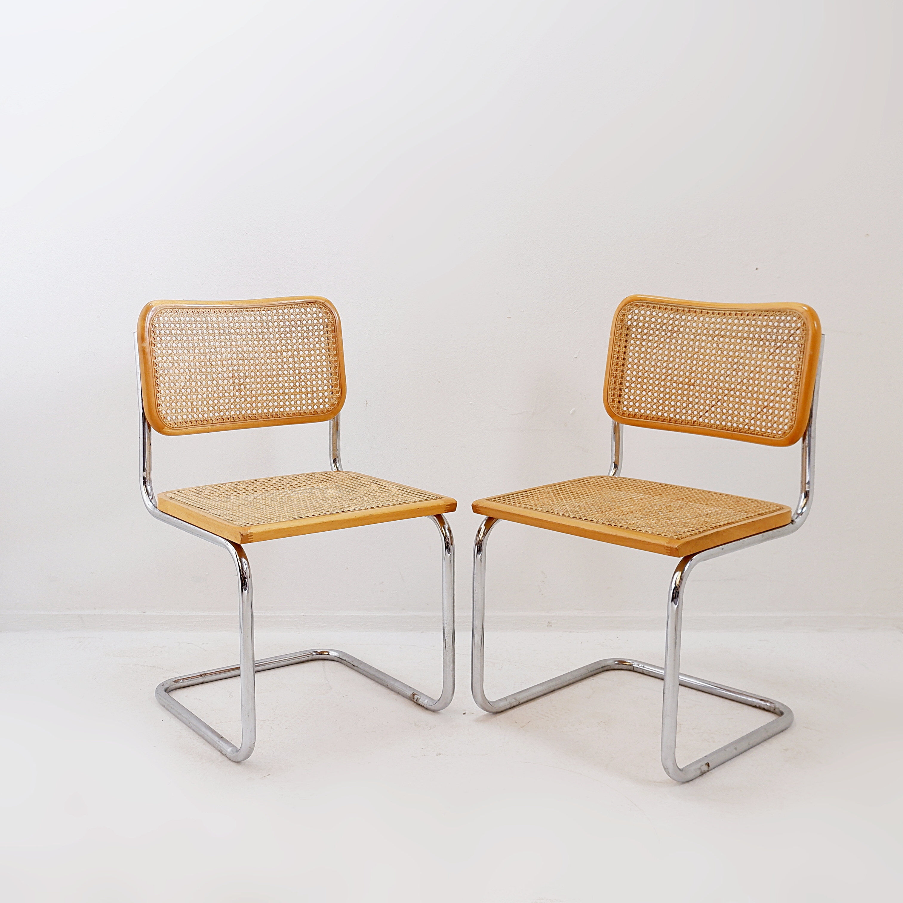 Pair of vintage Cesca chairs in light wood - Italy 1990s
