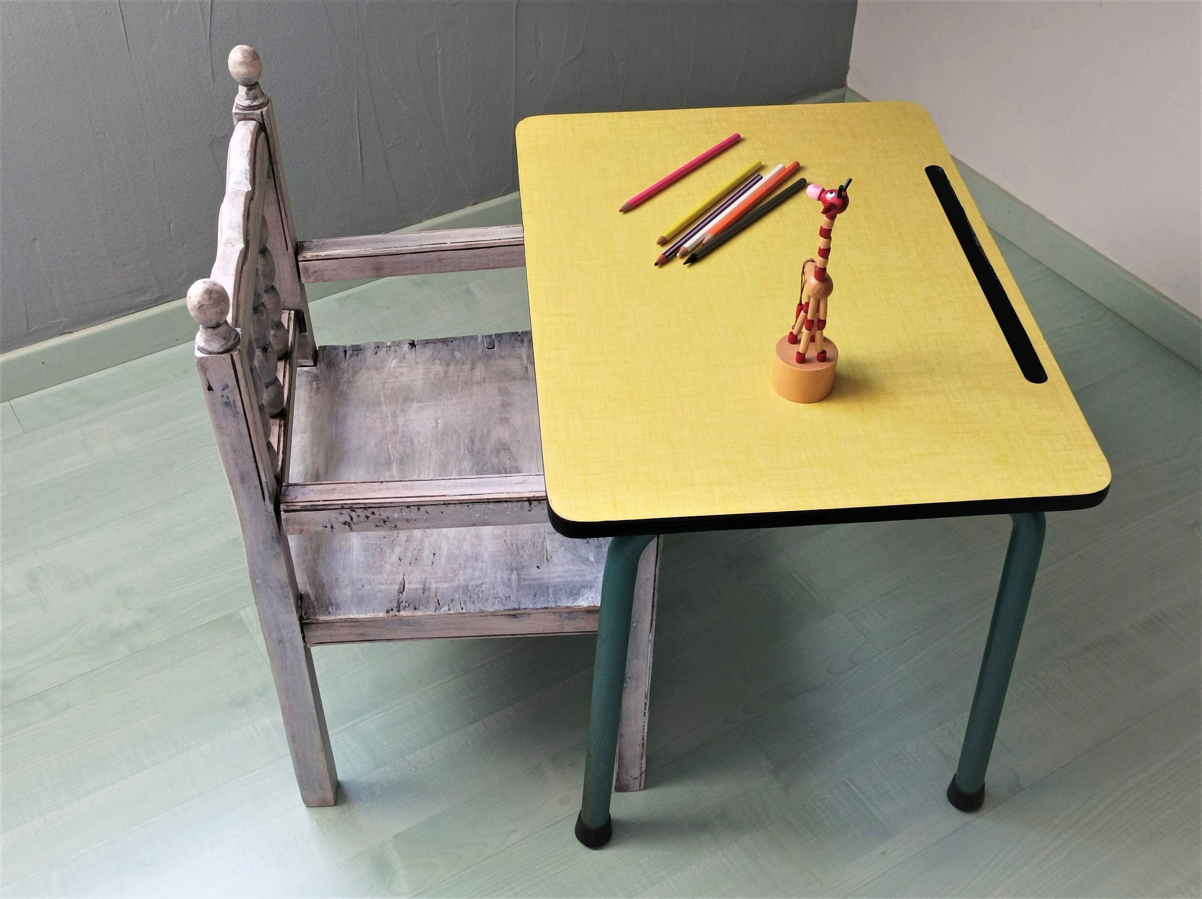 Formica School Office