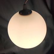 Suspension in white opaline