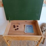 Baumann school desk