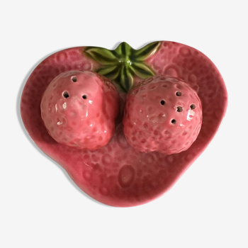 Salière et poivrière fraise barbotine vintage