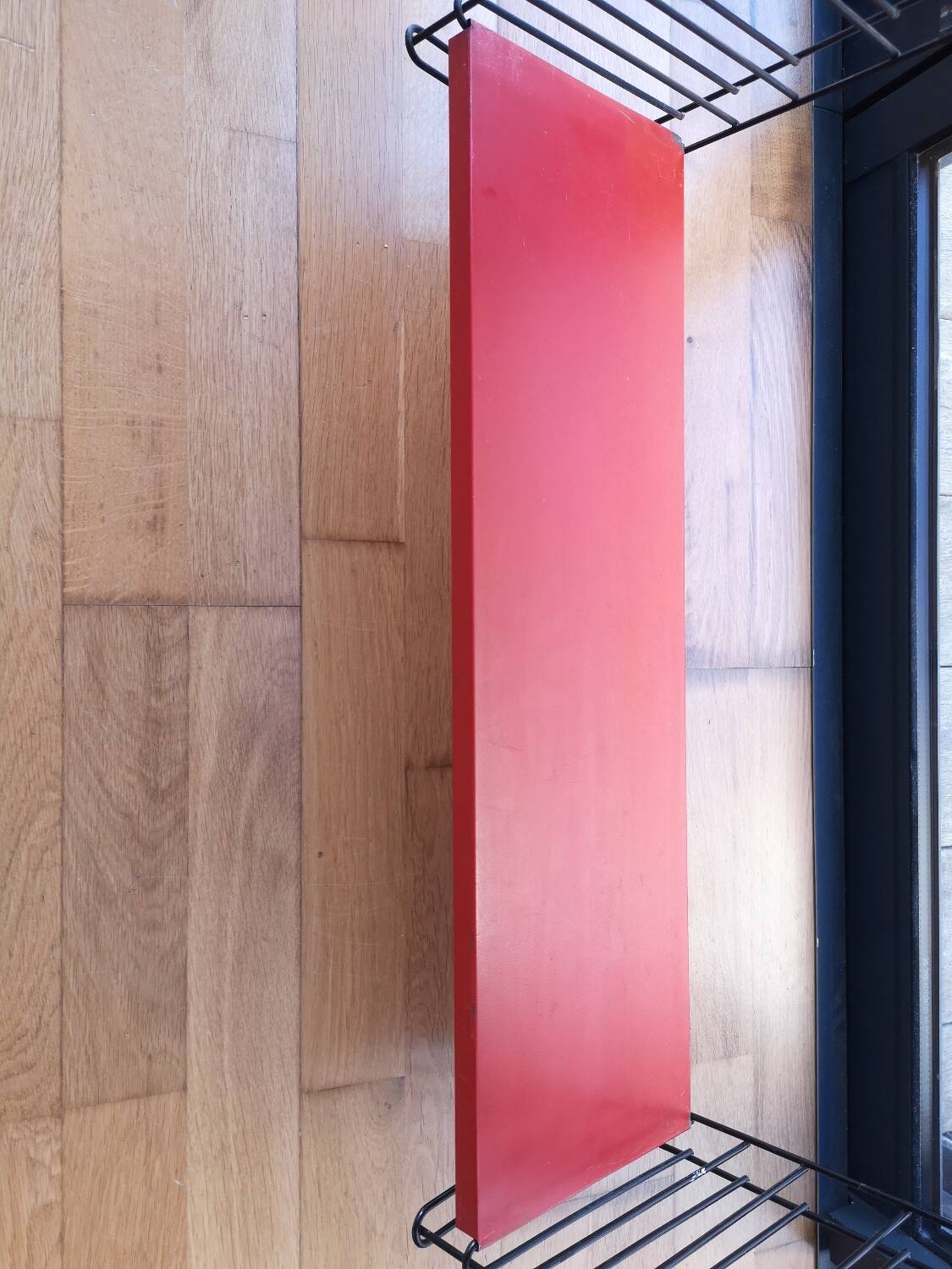 Tomado Holland vintage string wall shelf blue, white, red