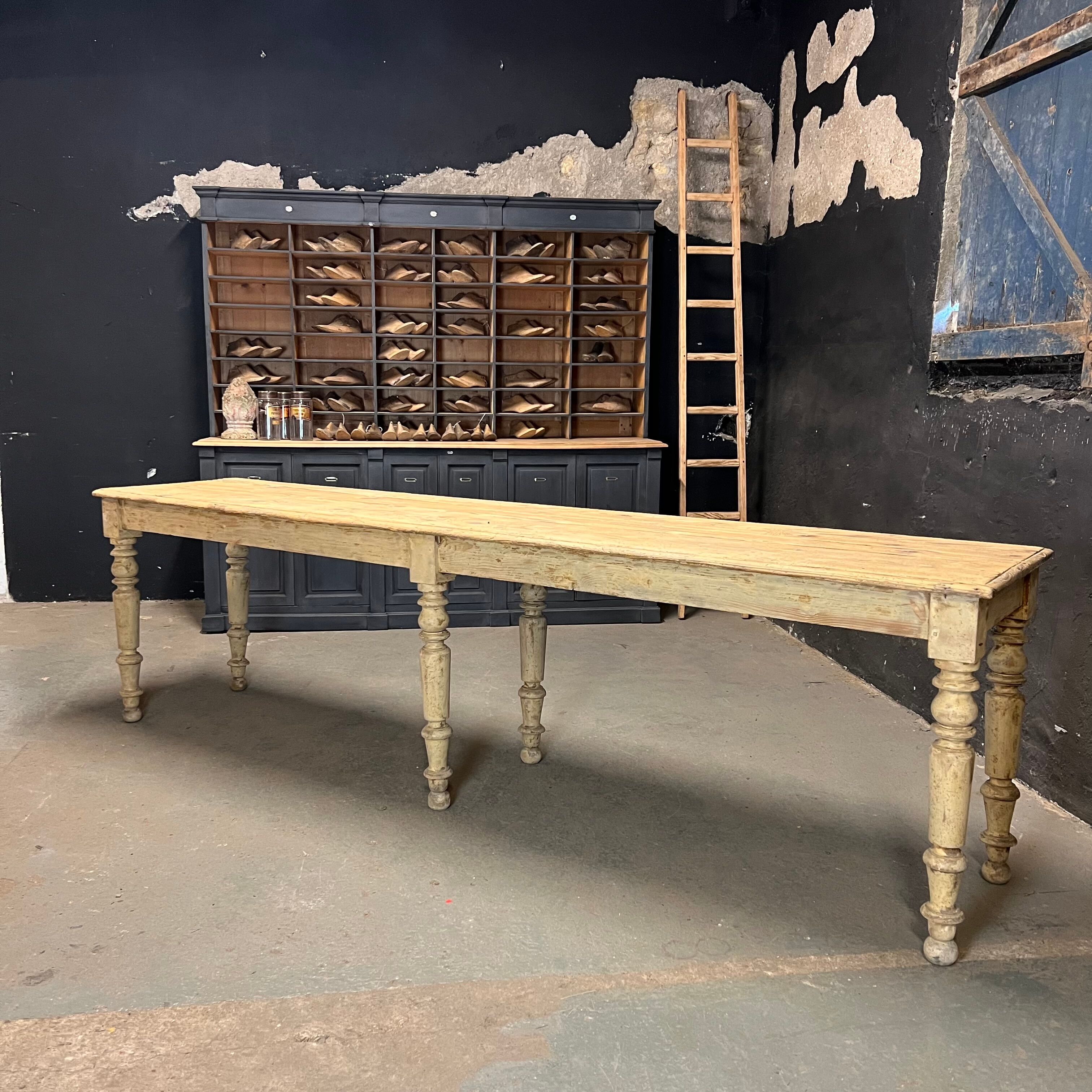 Patinated nineteenth clothier table