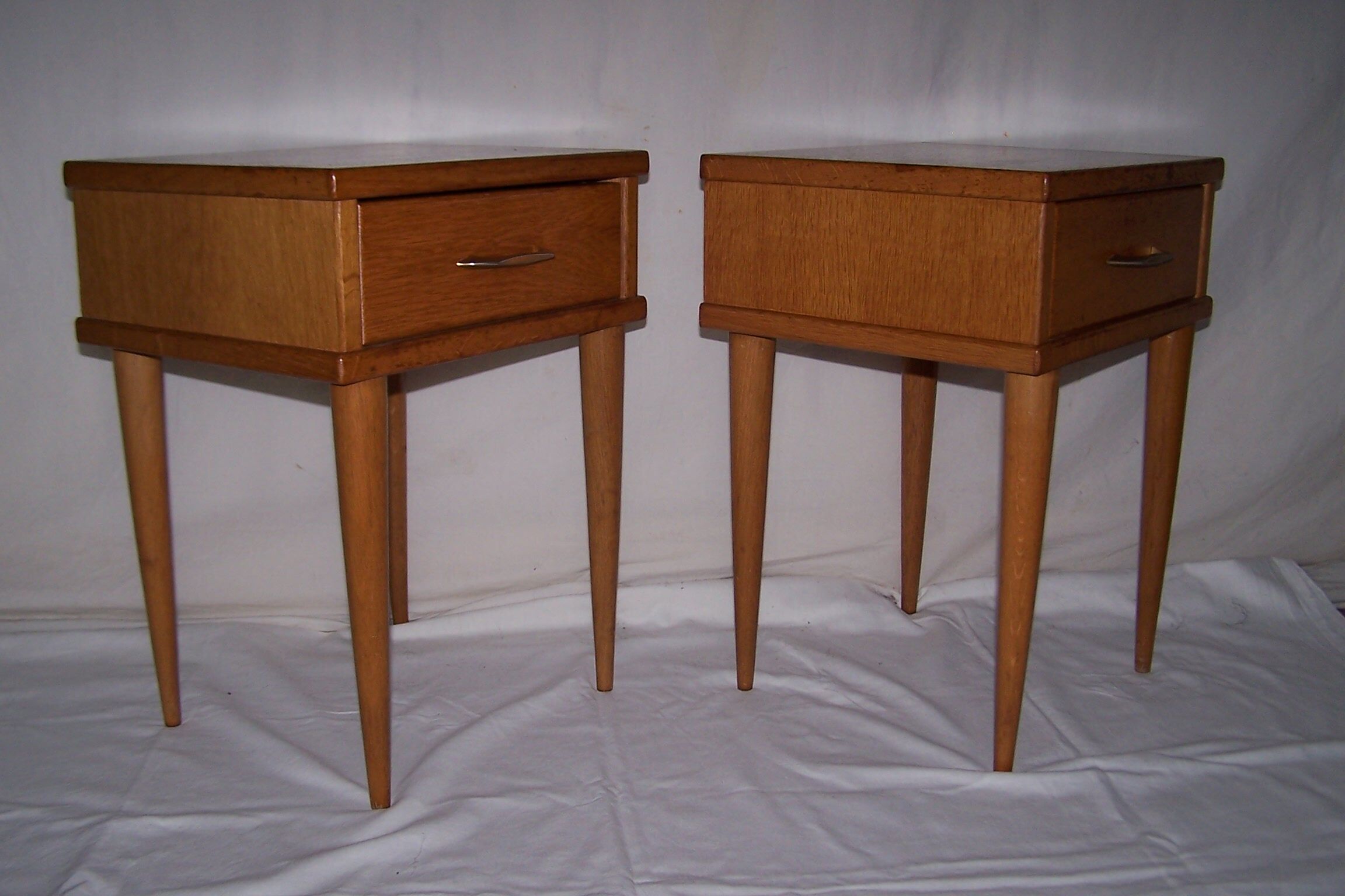 2 bedside table; extra furniture years 50
