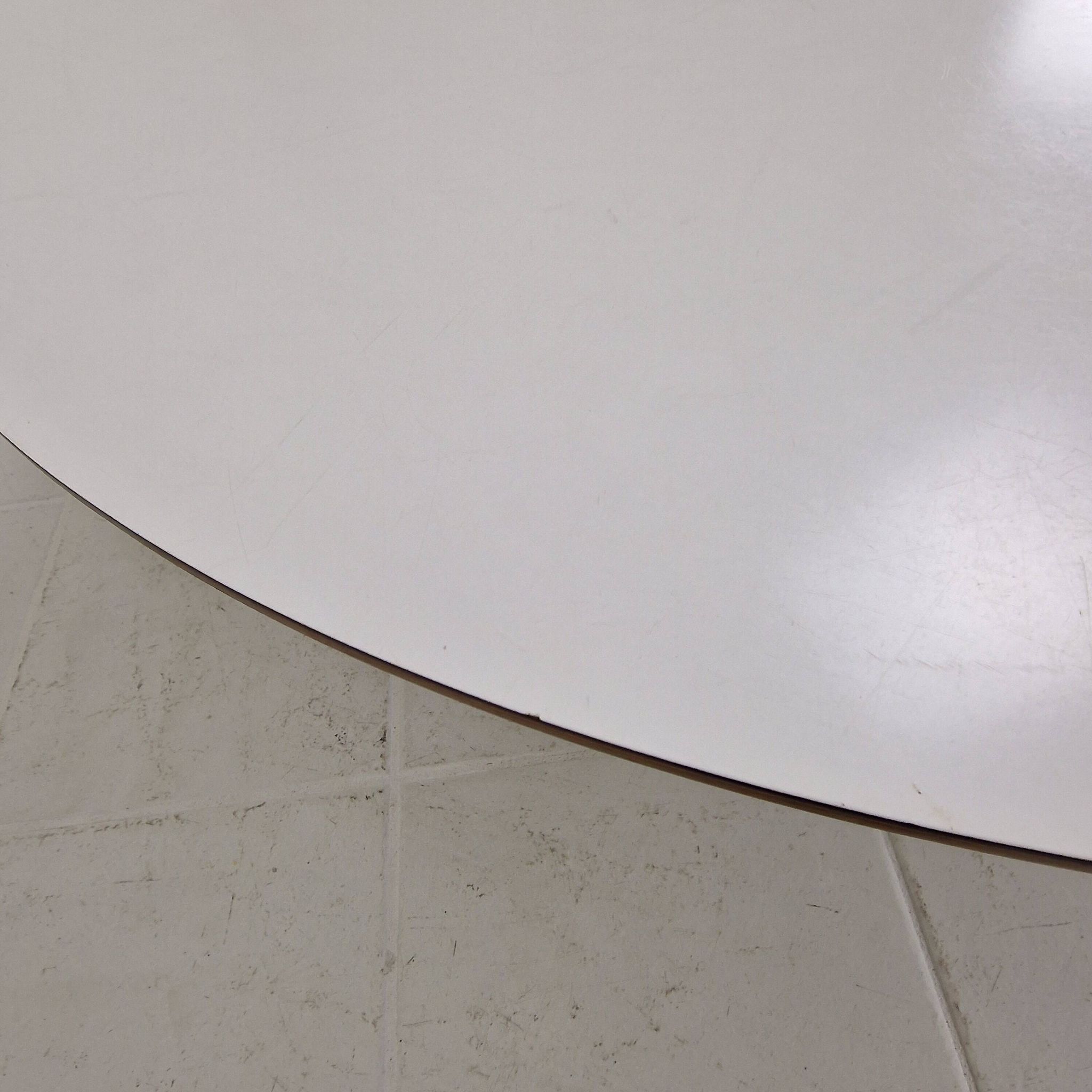 "Circle" Coffee Table by Pierre Paulin for Artifort, 1960s