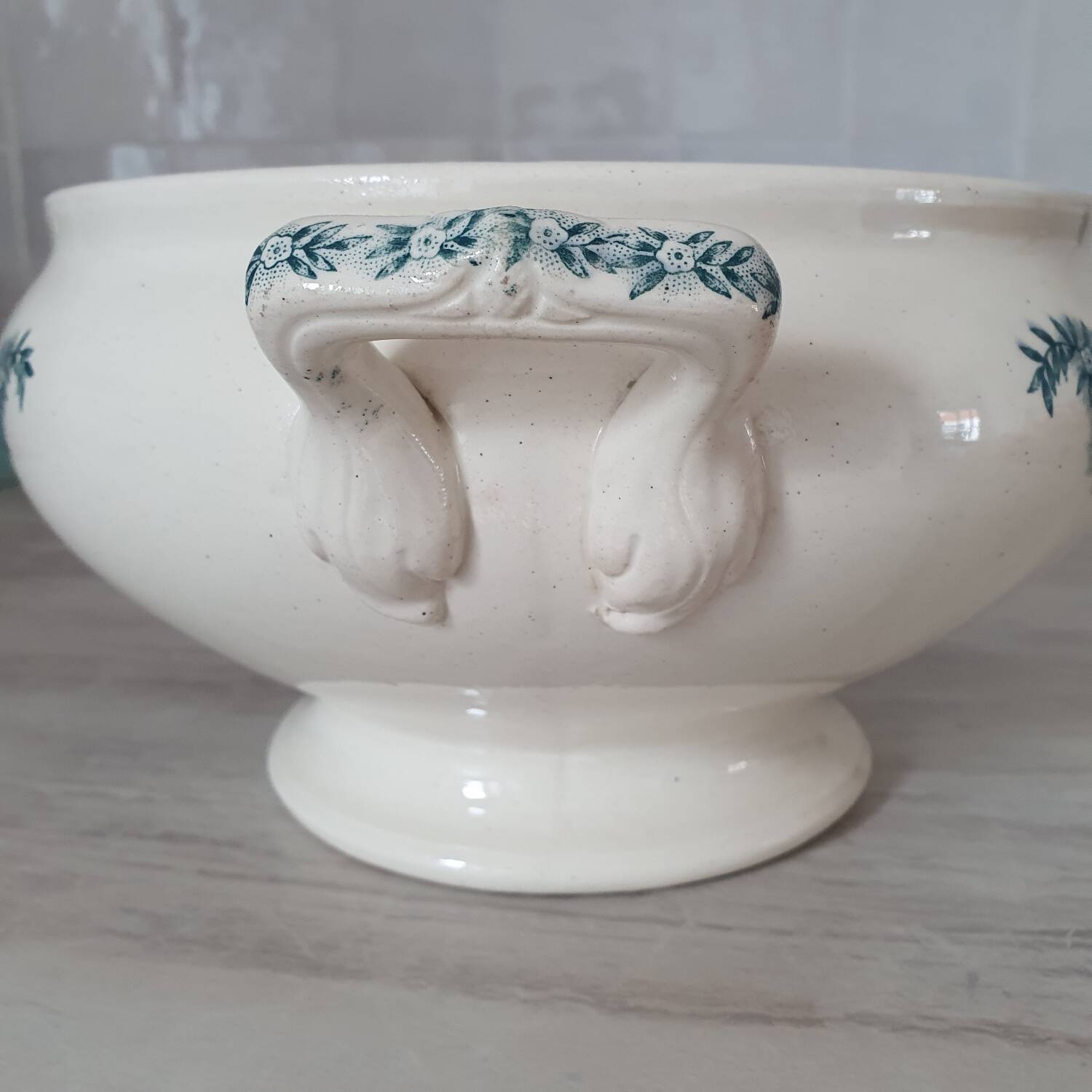 Longchamps Iron Earth Soup Tureen, Lutetia