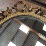 Miroir ovale doré style Louis XVI des années 70 50x80cm
