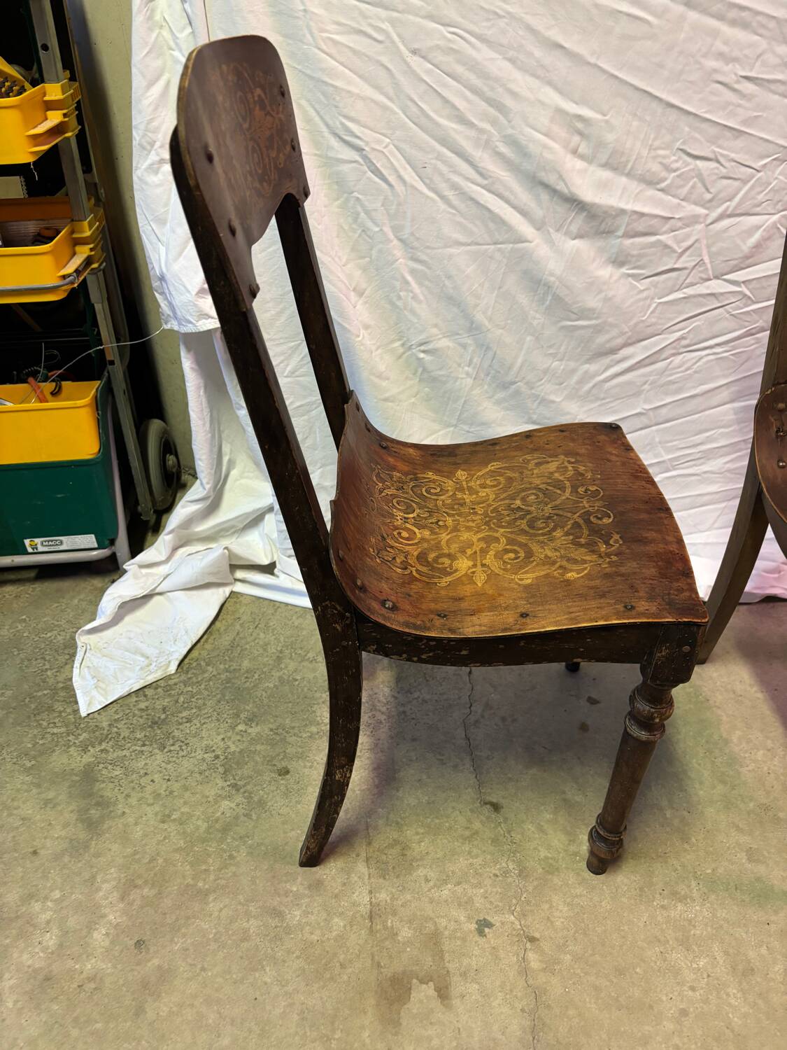 Chaises de bistrot de campagne