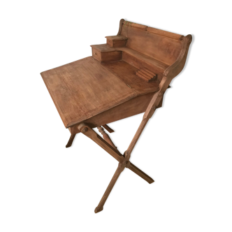 Bureau pupitre entièrement refait