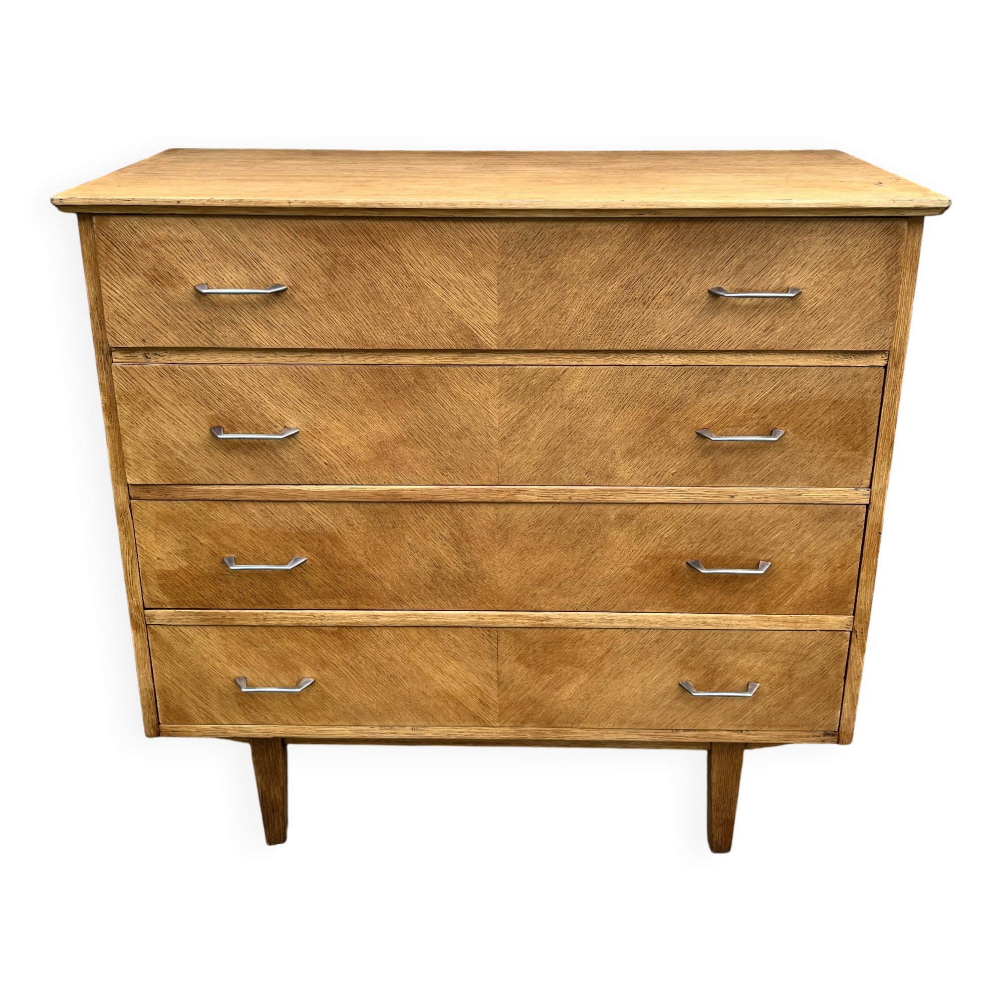 Wooden chest of drawers