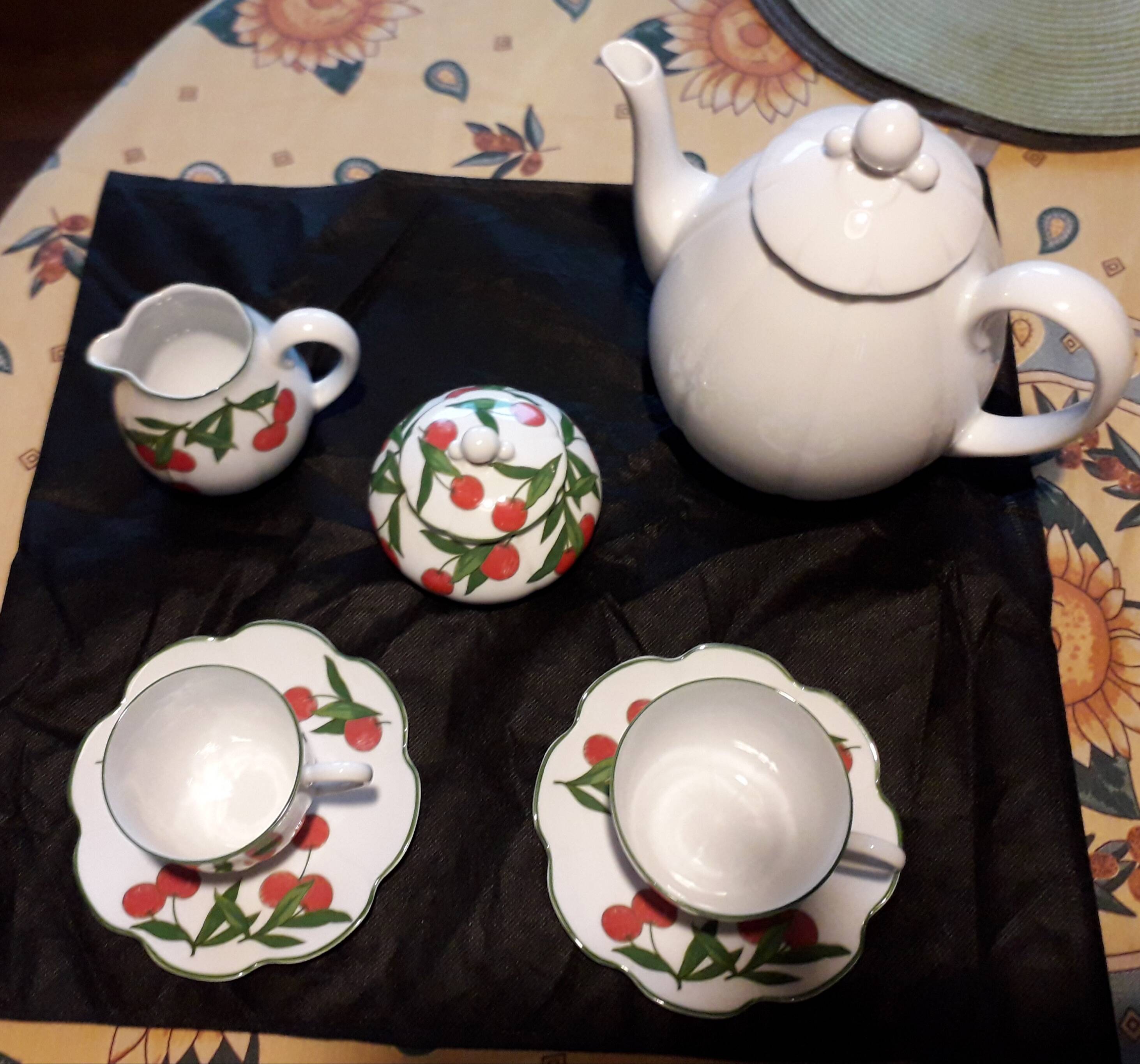 Tea/Coffee service porcelain manufacture Royal Limoges
