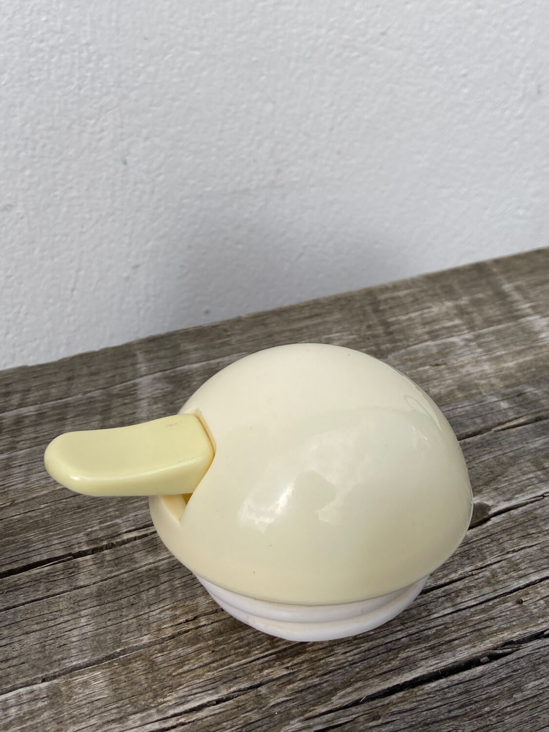 Thermos cafetière en rotin tressé vintage