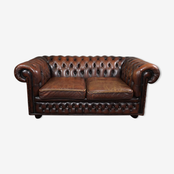 Canapé chesterfield 2 places en cuir de vachette