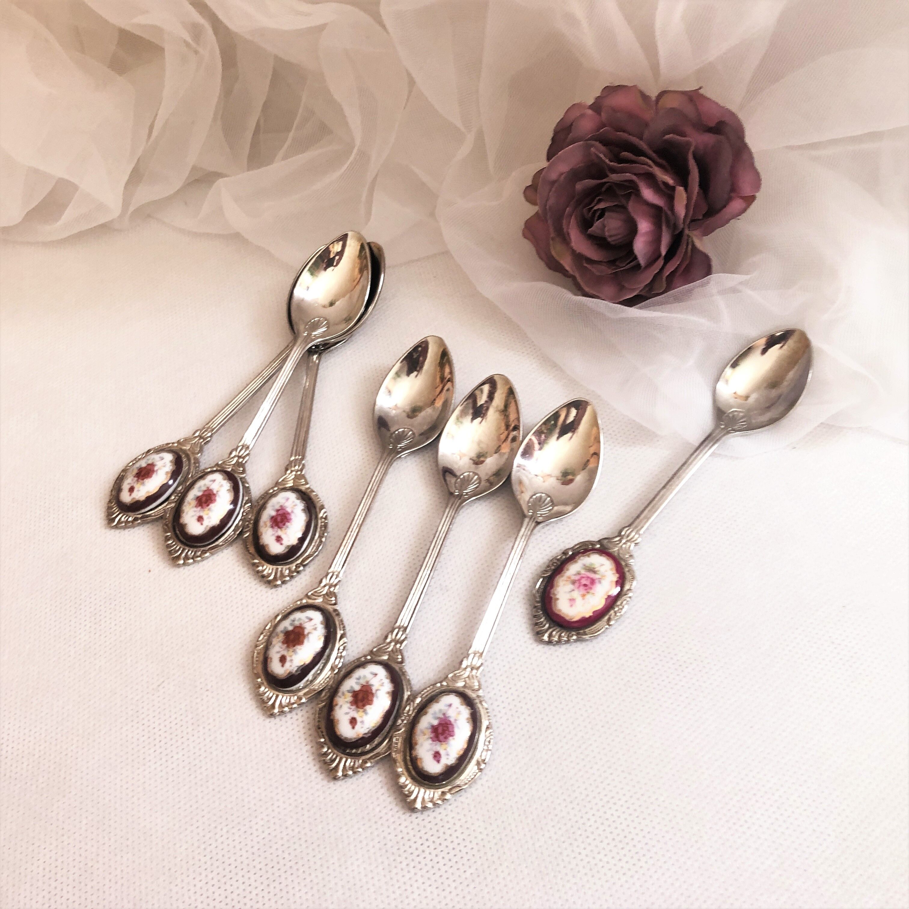 Set of 7 small dessert spoon or coffee with porcelain cabochon